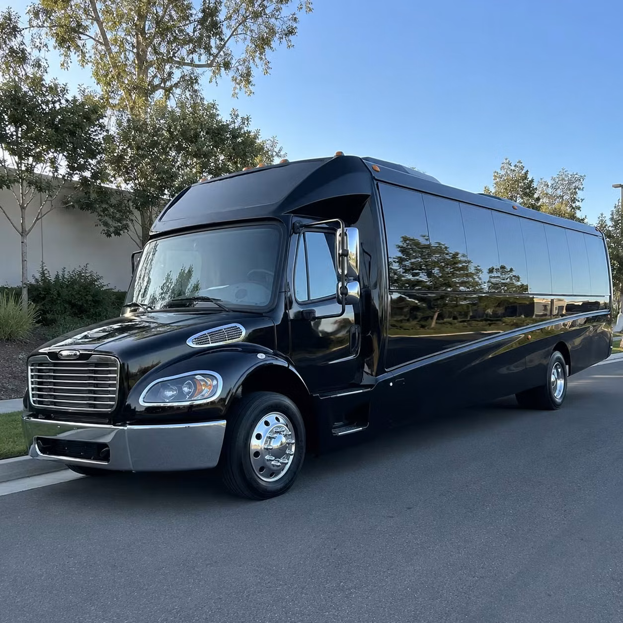 yucaipa 35 passenger minibus rental